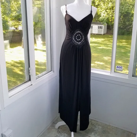 white christmas dresses Rhonda Black 